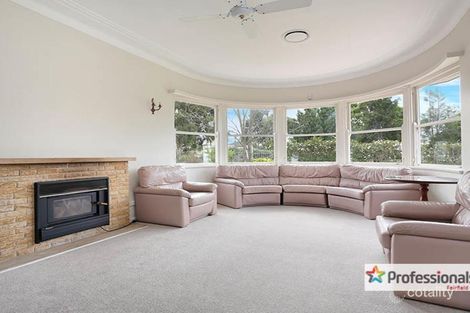 Property photo of 2 Yeronga Close St Johns Park NSW 2176