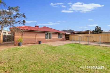 Property photo of 6 Cassinia Close Delahey VIC 3037
