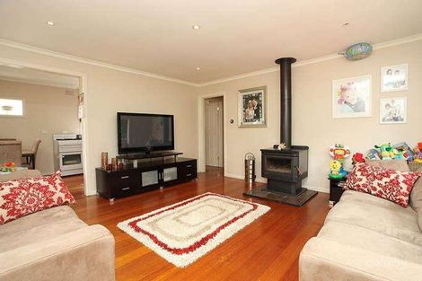 Property photo of 28 Forman Street Westmeadows VIC 3049