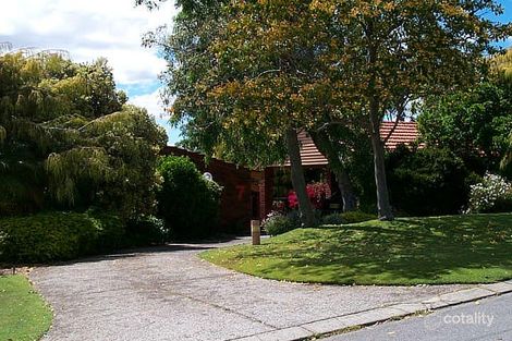 7 Luccombe Way, Karrinyup, WA 6018