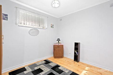 8 Yenda St, O'Sullivan Beach, SA 5166