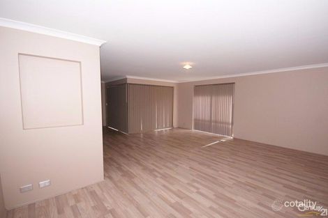 Property photo of 7 Buttermere Approach Waikiki WA 6169
