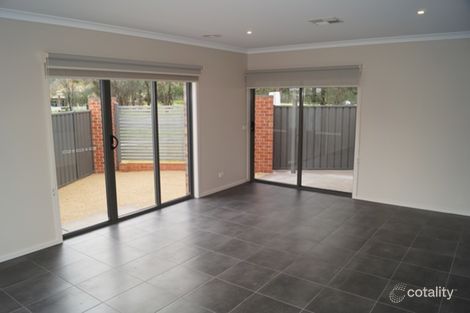 Property photo of 16 Lakeview Place Mooroopna VIC 3629