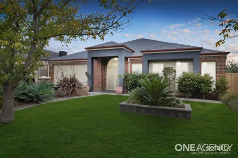 18 Elsternwick St, Caroline Springs, VIC 3023