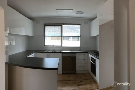 Property photo of 44 Rowitta Drive Glen Waverley VIC 3150