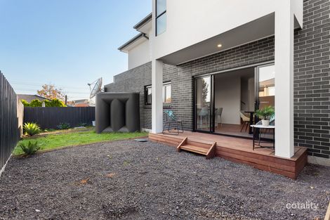 Property photo of 2/1 Hatherley Road Chadstone VIC 3148