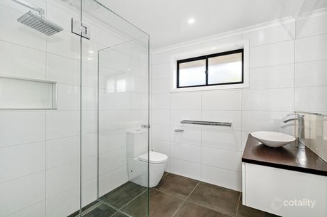 Property photo of 2/385 Elgar Road Mont Albert VIC 3127