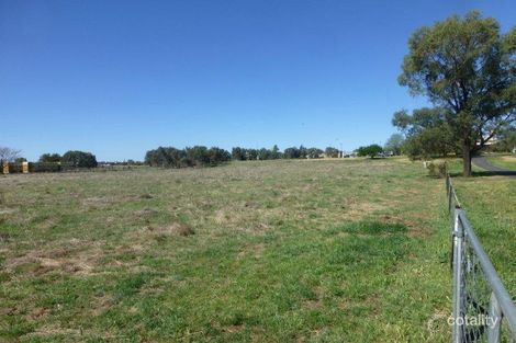Property photo of 2 Bourke Street Dubbo NSW 2830