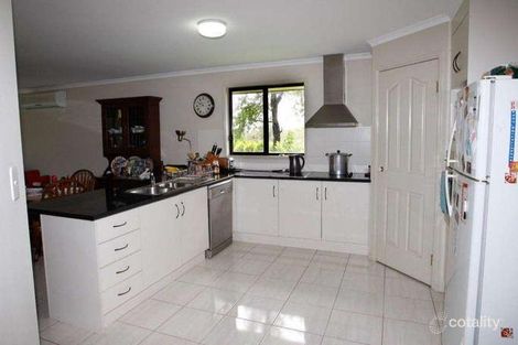 Property photo of 8 Bernard Court Highfields QLD 4352