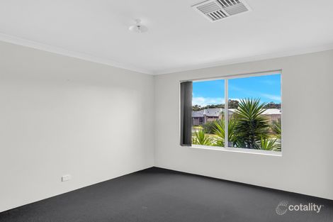 Property photo of 7 Gullane Way Meadow Springs WA 6210