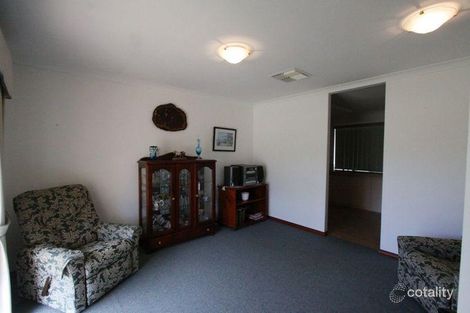 Property photo of 31 Peelwood Parade Halls Head WA 6210