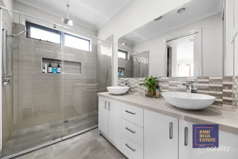 Property photo of 22 Stanhope Road Tarneit VIC 3029