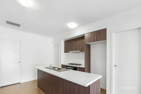 Property photo of 12 Ostend Crescent Point Cook VIC 3030