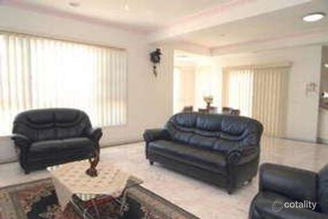 Property photo of 9 Landsbourgh Avenue Taylors Lakes VIC 3038