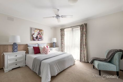 Property photo of 2 Norwich Place Templestowe VIC 3106