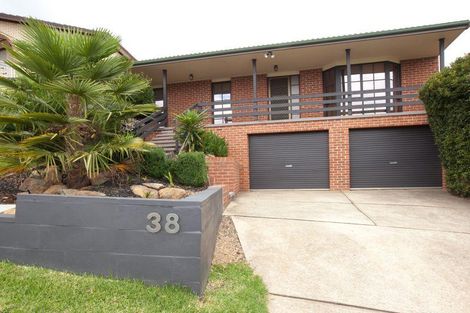 38 Pindari Cres, Karabar, NSW 2620