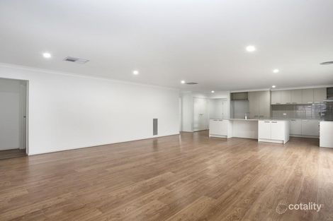 Property photo of 215 Alisma Boulevard Cranbourne North VIC 3977