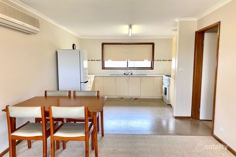 Property photo of 2/23 Ivan Crescent Hampton Park VIC 3976