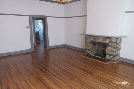 Property photo of 128 Derby Road Sunshine VIC 3020
