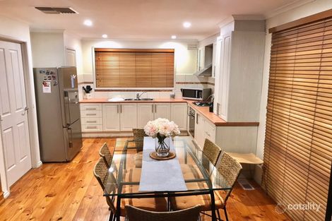 Property photo of 39 Harefield Crescent Kealba VIC 3021