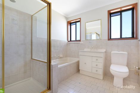 Property photo of 93 Lake Heights Road Lake Heights NSW 2502