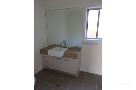 Property photo of 19 Rowe Crescent Thornlands QLD 4164