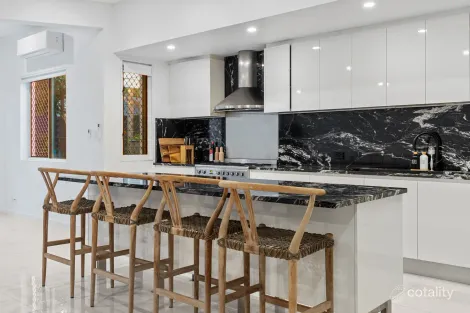 Property photo of 49 Breaker Street Main Beach QLD 4217