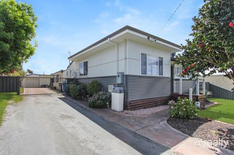 Property photo of 27 William Street Yakamia WA 6330