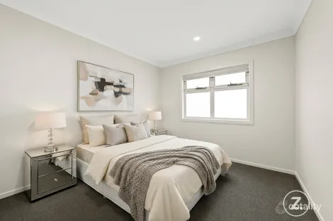 Property photo of 15 Image Walk Clyde North VIC 3978