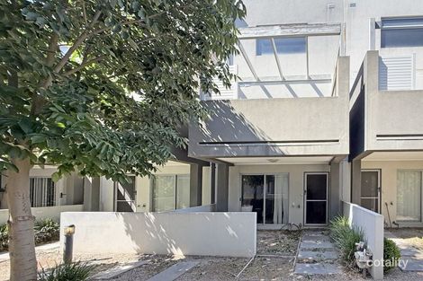 7 Axel Walk, Cranbourne North, VIC 3977