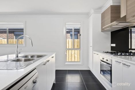 Property photo of 19 Corella Road Armstrong Creek VIC 3217