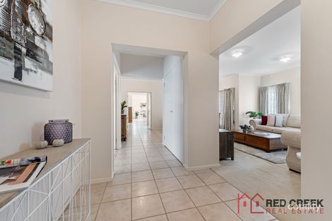 Property photo of 11 Muscat Court Sunbury VIC 3429