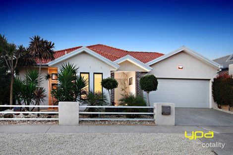 19 Kooyong Way, Caroline Springs, VIC 3023