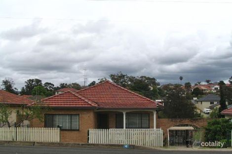 90b Lake Heights Rd, Lake Heights, NSW 2502