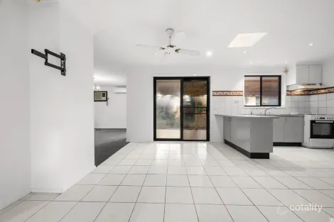 Property photo of 159 Roycroft Avenue Mill Park VIC 3082