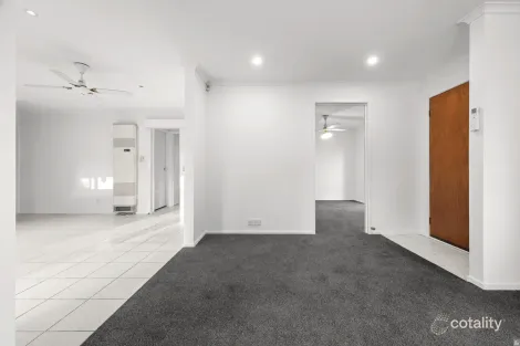 Property photo of 159 Roycroft Avenue Mill Park VIC 3082