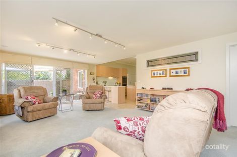 Property photo of 21 Carter Crescent Werribee VIC 3030