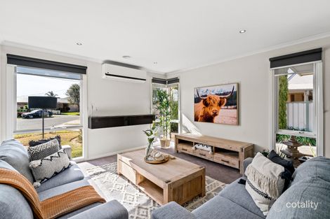 Property photo of 5 Fern Court Werribee VIC 3030