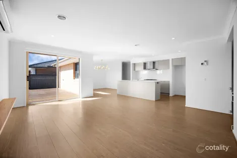 Property photo of 1 Hackberry Close Lara VIC 3212