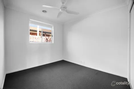 Property photo of 1 Hackberry Close Lara VIC 3212