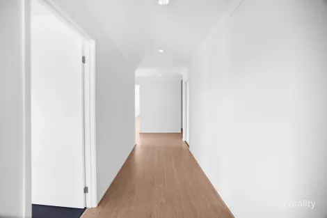 Property photo of 1 Hackberry Close Lara VIC 3212