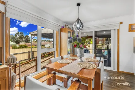 Property photo of 8 Olympic Court Penguin TAS 7316