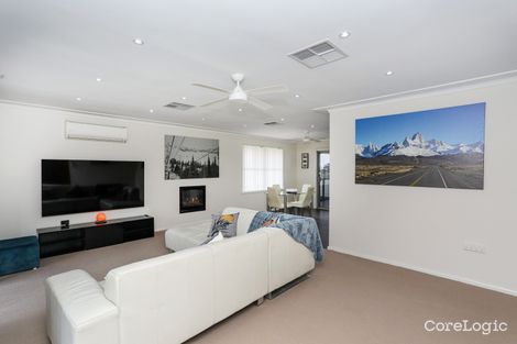 Property photo of 10 Elizabeth Avenue Cowra NSW 2794