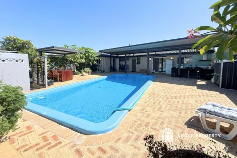 34 Ardleigh Cres, Hamersley, WA 6022