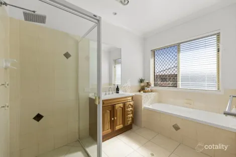 Property photo of 37 Hinchliffe Drive Kearneys Spring QLD 4350