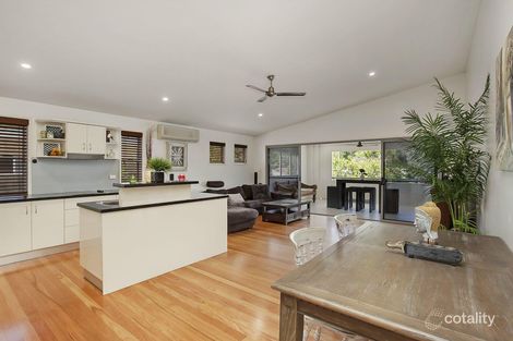 Property photo of 1/18 Tawarri Crescent Burleigh Heads QLD 4220