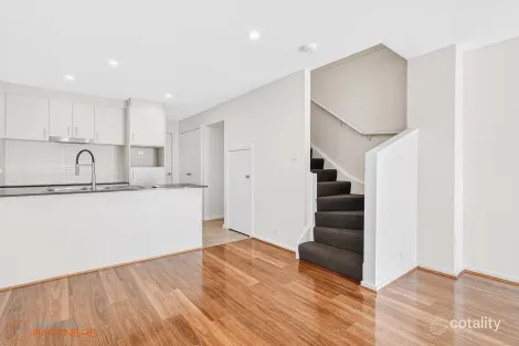 28/21 Bakewell St, Coombs, ACT 2611