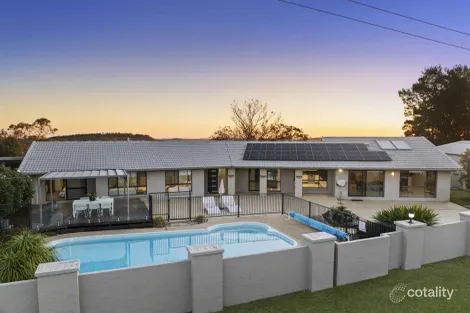 Property photo of 17 Coverdale Crescent Cotswold Hills QLD 4350