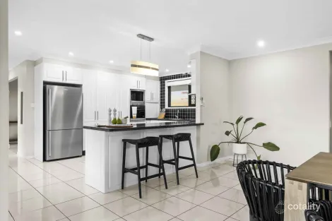 Property photo of 17 Coverdale Crescent Cotswold Hills QLD 4350