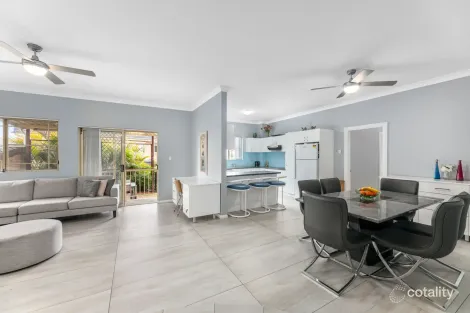 Property photo of 1/24 Arnold Place Menai NSW 2234